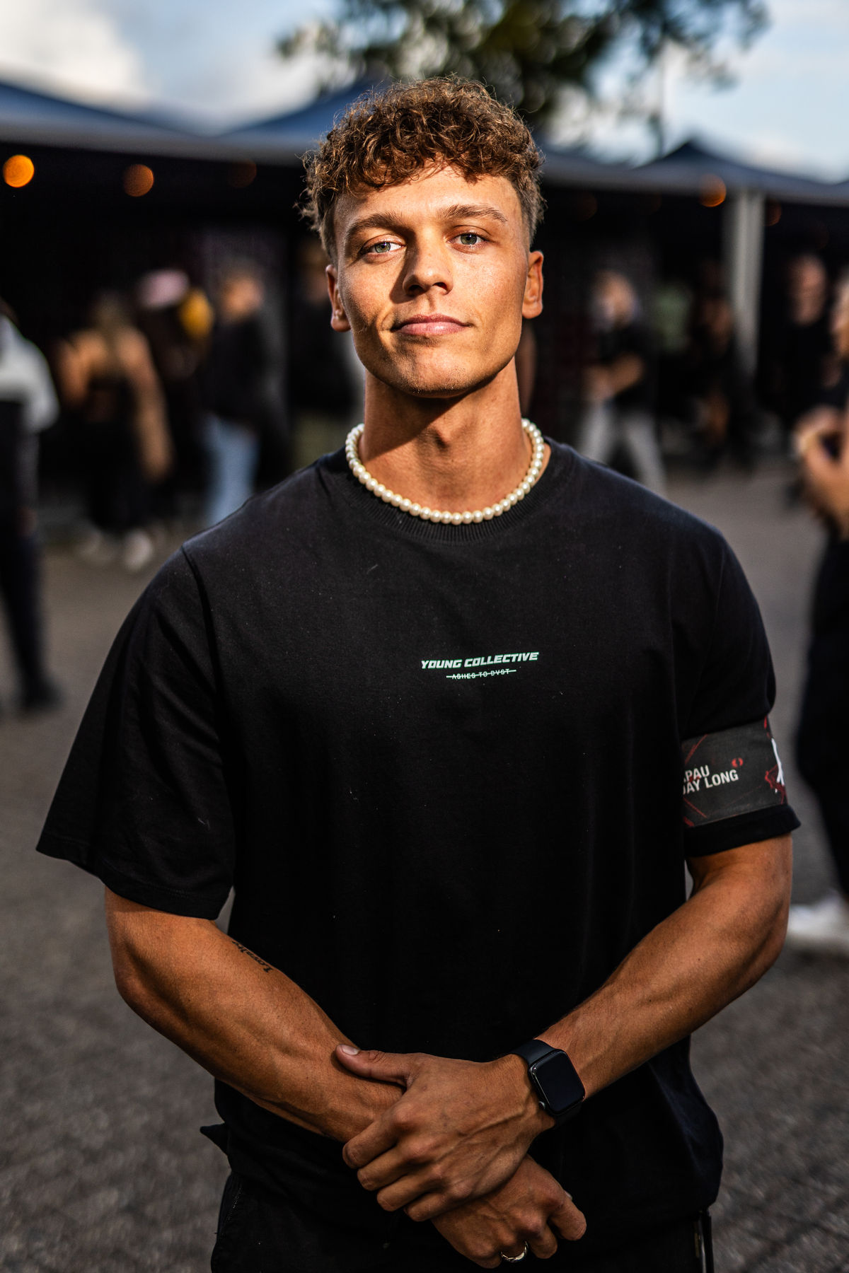 Loading... just a sec